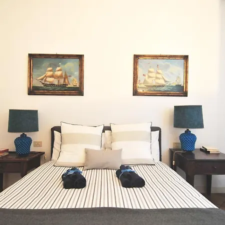 Casa Chinaski 3* Mondello